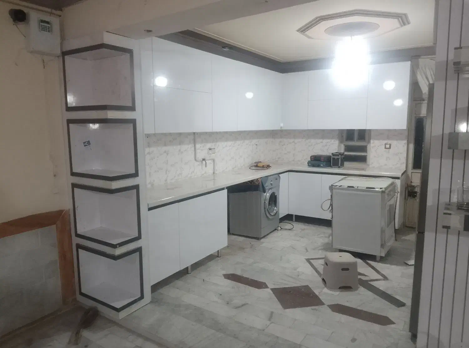 کابینت و کمد دیواری|جاکفشی، کمد، دراور|بم, |دیوار