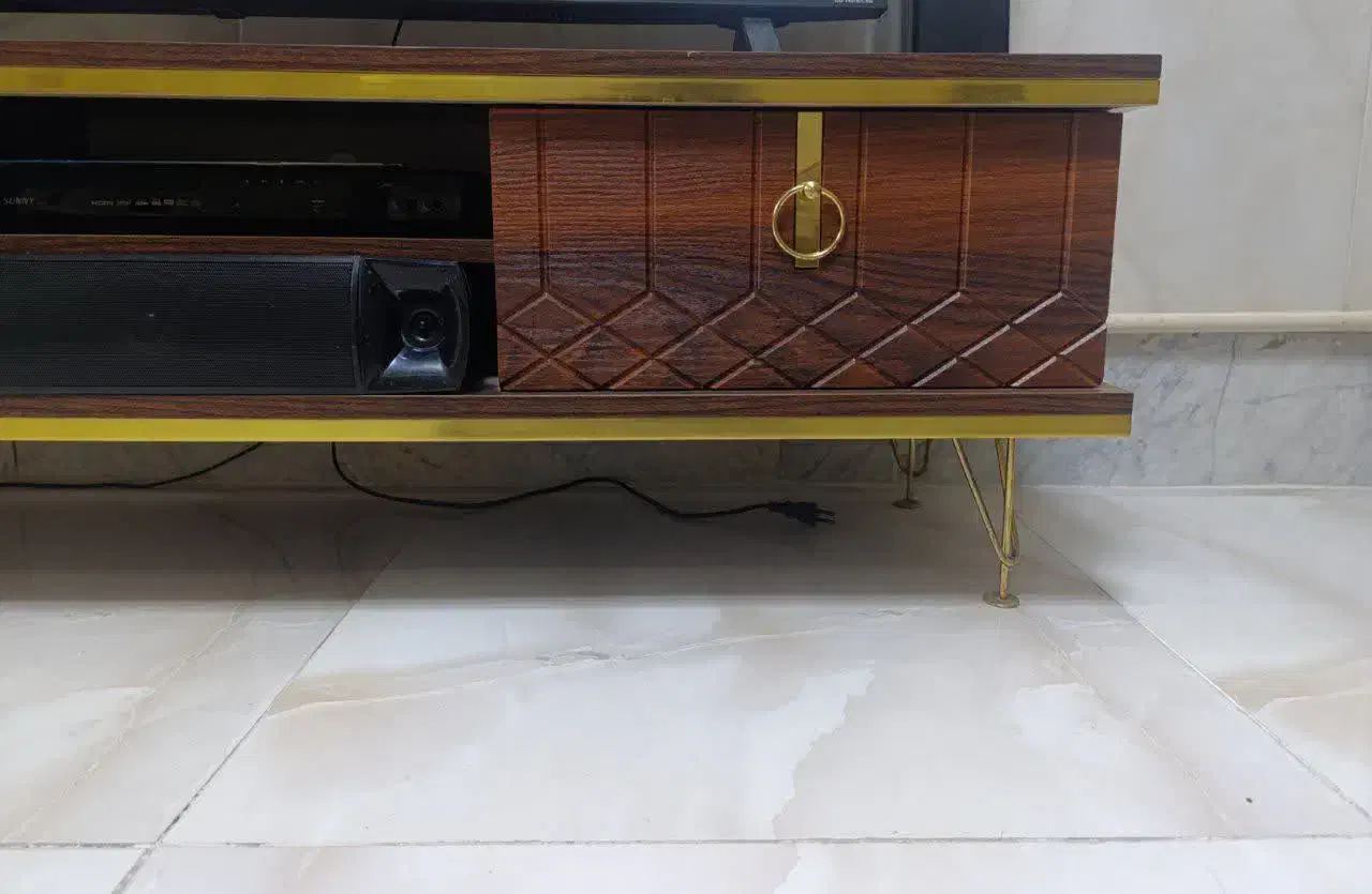 میز تلویزیون|میز تلویزیون|قرچک, باقرآباد|دیوار