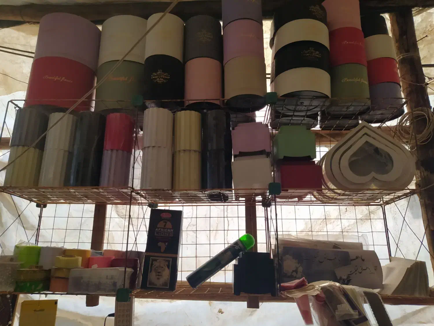 انواع باکس وسبد چوبی ابزارگل آرایی|گل مصنوعی|برخوار, |دیوار