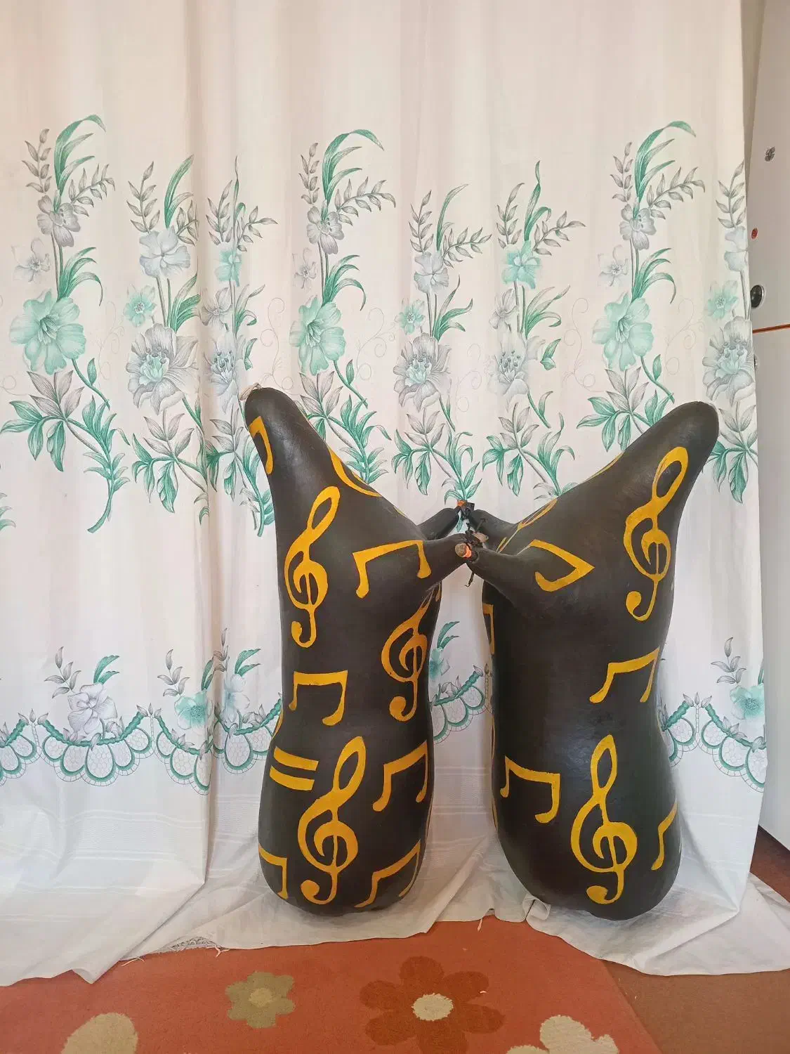 نی انبان و بالابان بیاتی|سازهای بادی|شاهین‌شهر, طالقانی|دیوار