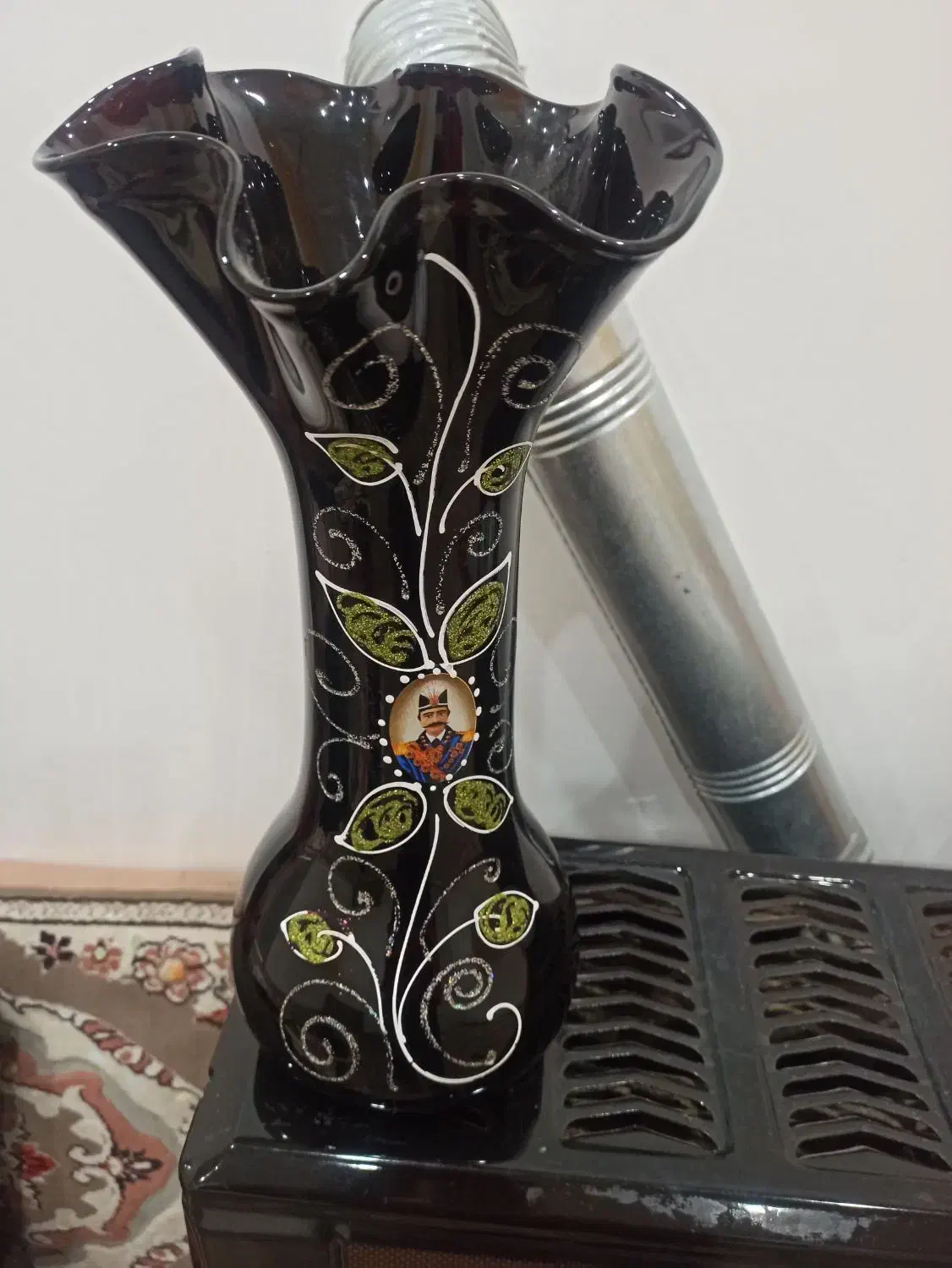 گلدون شاه عباسی|گل مصنوعی|بیرجند, |دیوار