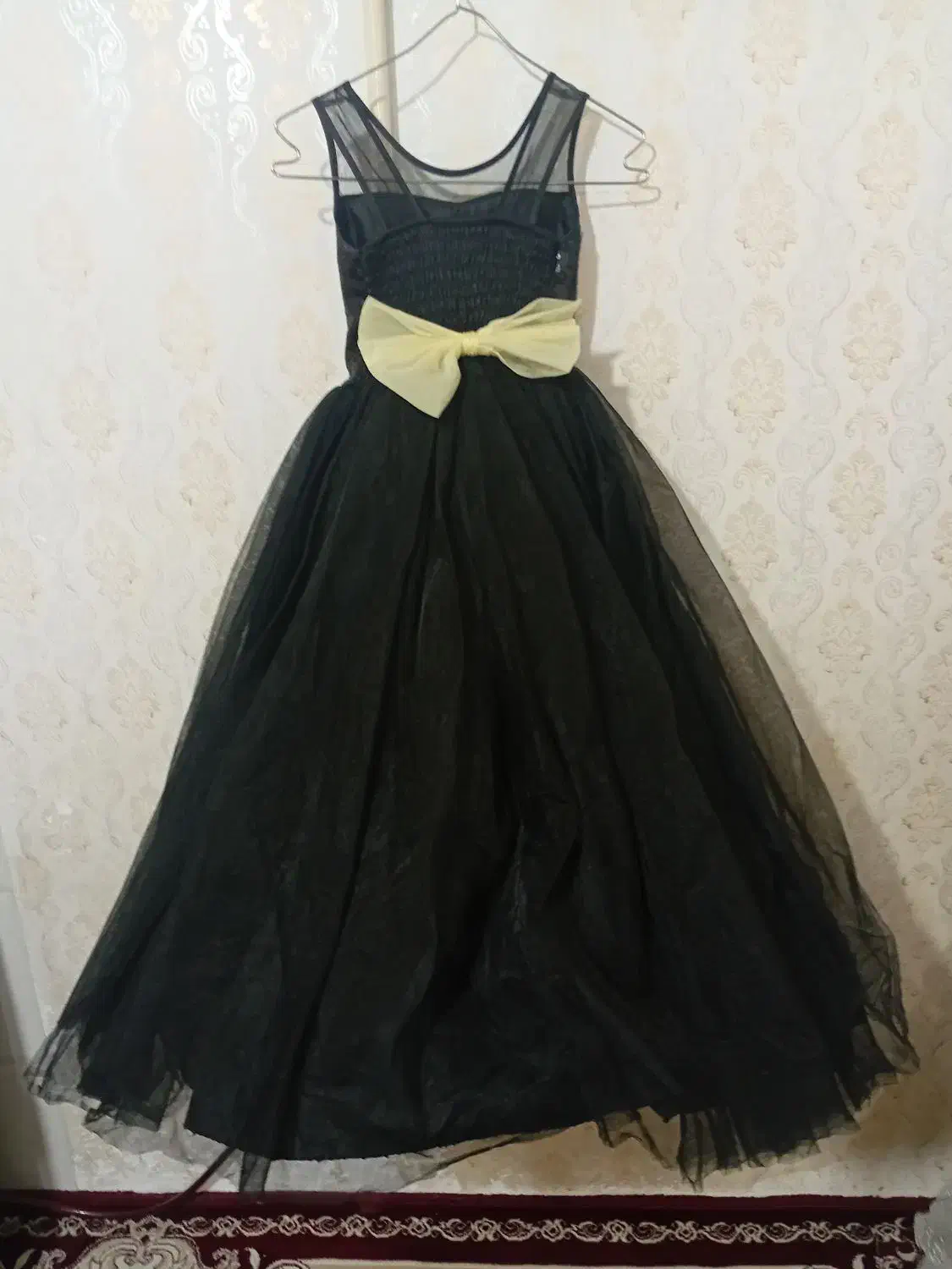 لباس مجلسی|لباس|اردبیل, |دیوار