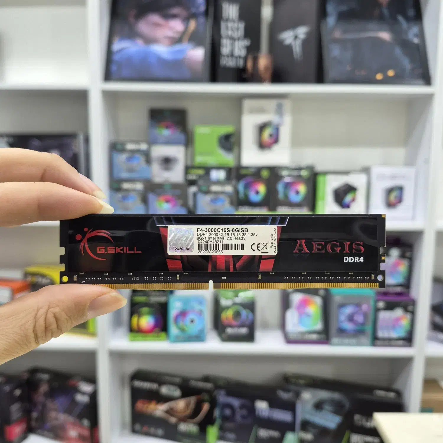 دو عدد رم DDR4 فرکانس ۳۰۰۰|قطعات و لوازم جانبی رایانه|بندر انزلی, جهانگانی|دیوار