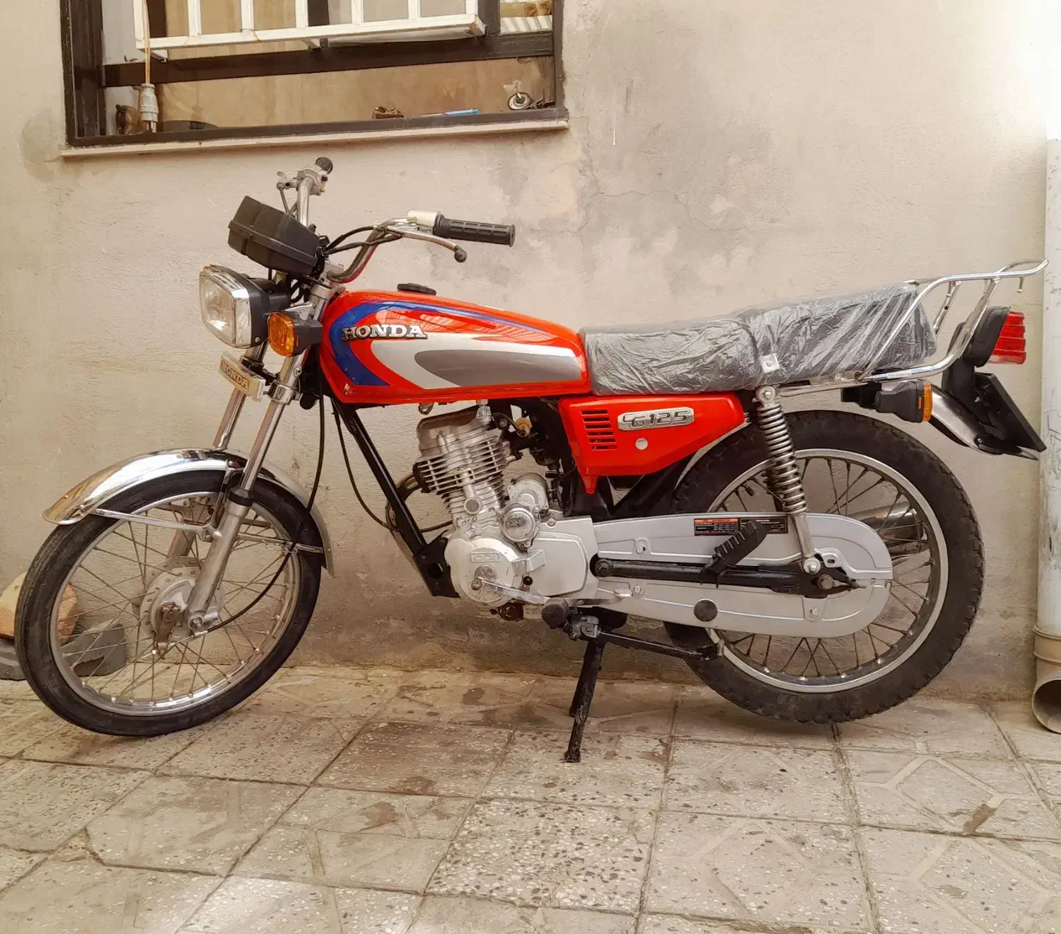 موتور استارتی مدل ۸۸ درحد خشک|موتورسیکلت|نهاوند, |دیوار