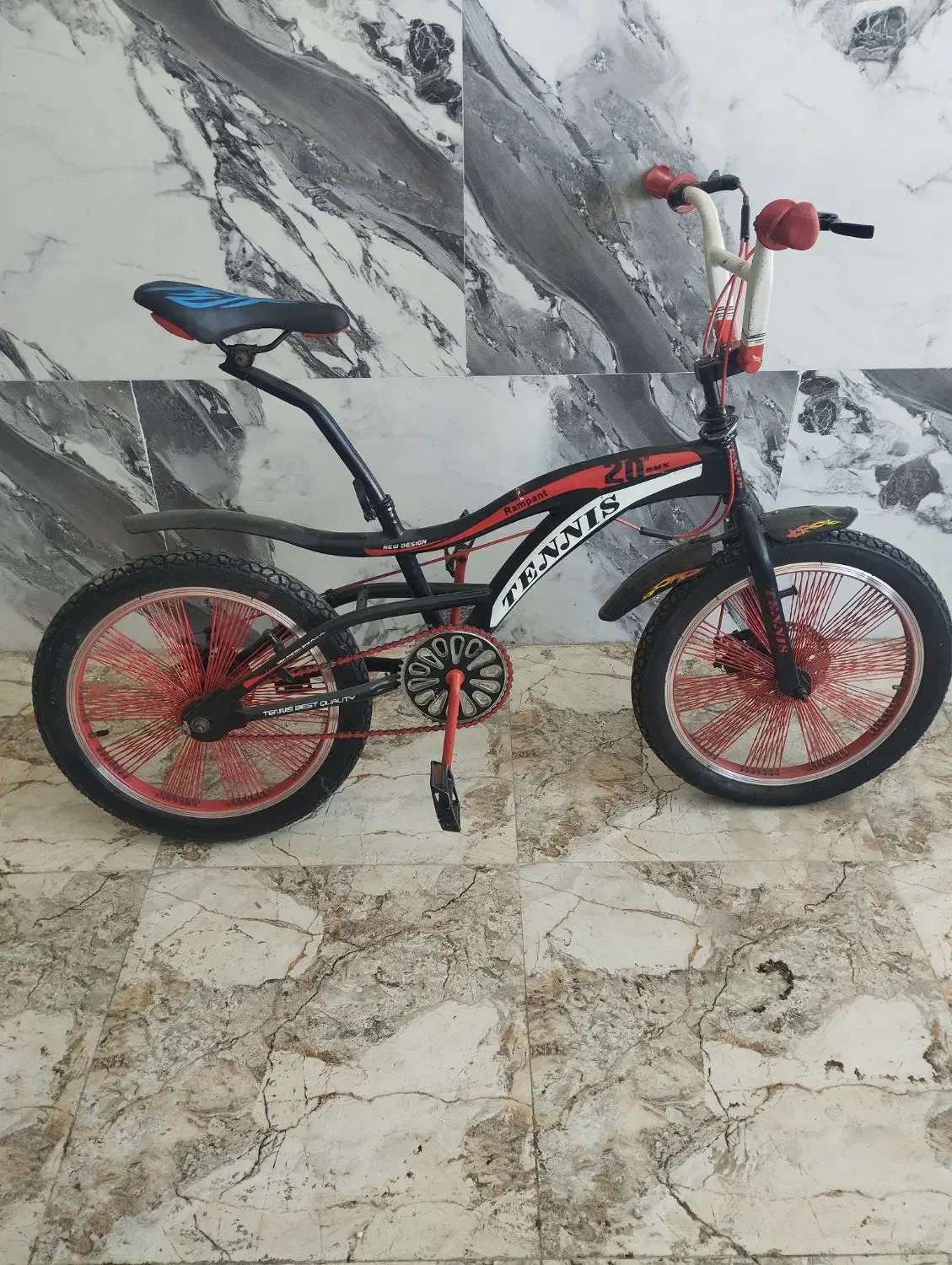 دوچرخه تننیس|دوچرخه، اسکیت، اسکوتر|مهربان, |دیوار