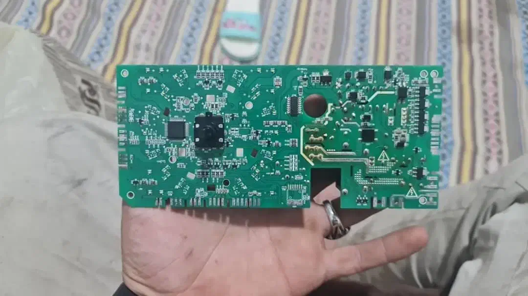 قطعات استوک پکیج شیرگاز پمپ مبدل برد منبع و..|آبگرمکن، پکیج، شوفاژ|قم, هفت تیر|دیوار