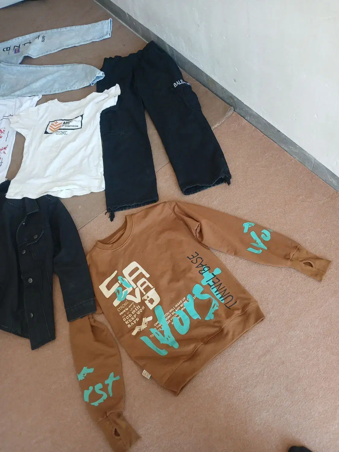 چندعددپیراهن وشلواروکت کتان درحدود.چندباراستفاده|لباس|نورآباد ممسنی, |دیوار