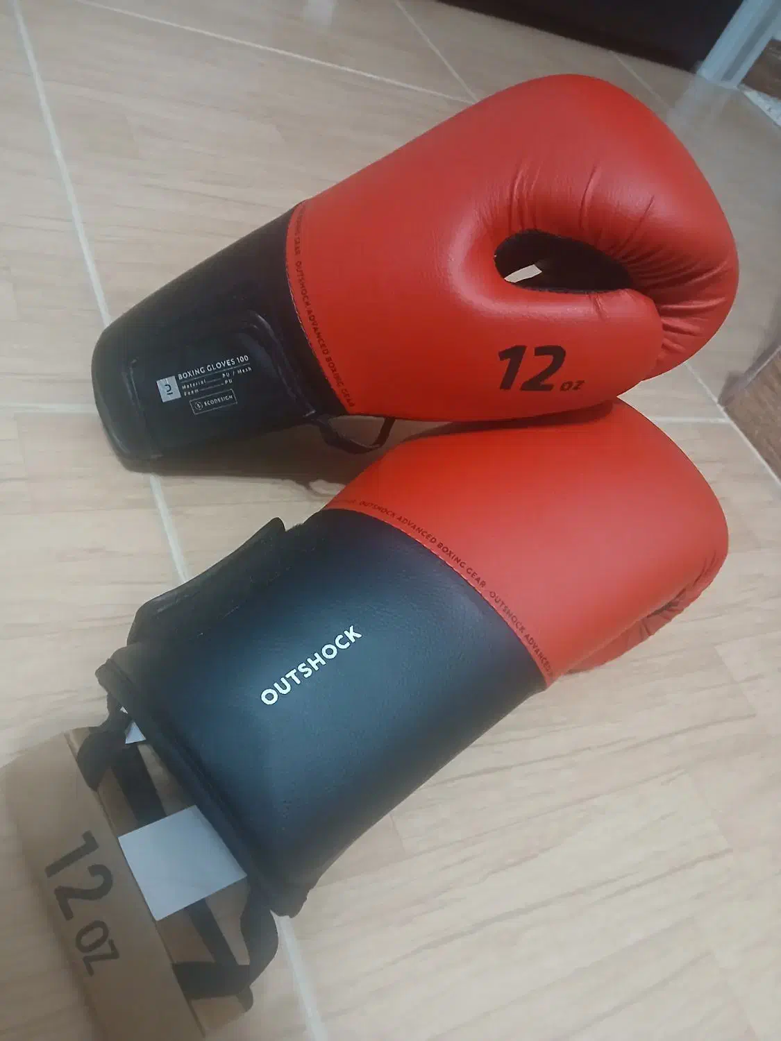 دستکش بوکس|تجهیزات ورزشی|رشت, رشتیان|دیوار