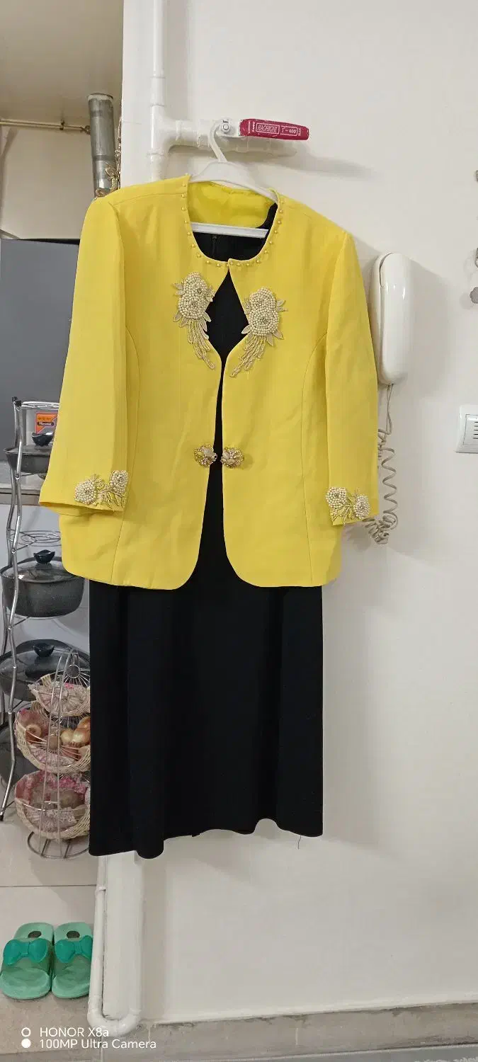 تعدادی لباس مجلسی و کت دامن|لباس|تهران, خاک سفید|دیوار