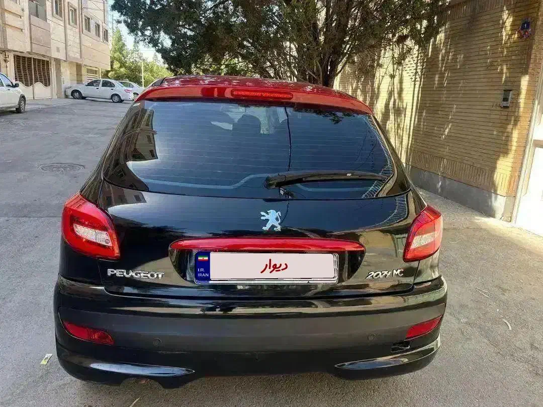 پژو ۲۰۷Mc 1401 مشکی قرمز در حد صفر|خودرو سواری و وانت|اصفهان, خواجه عمید|دیوار