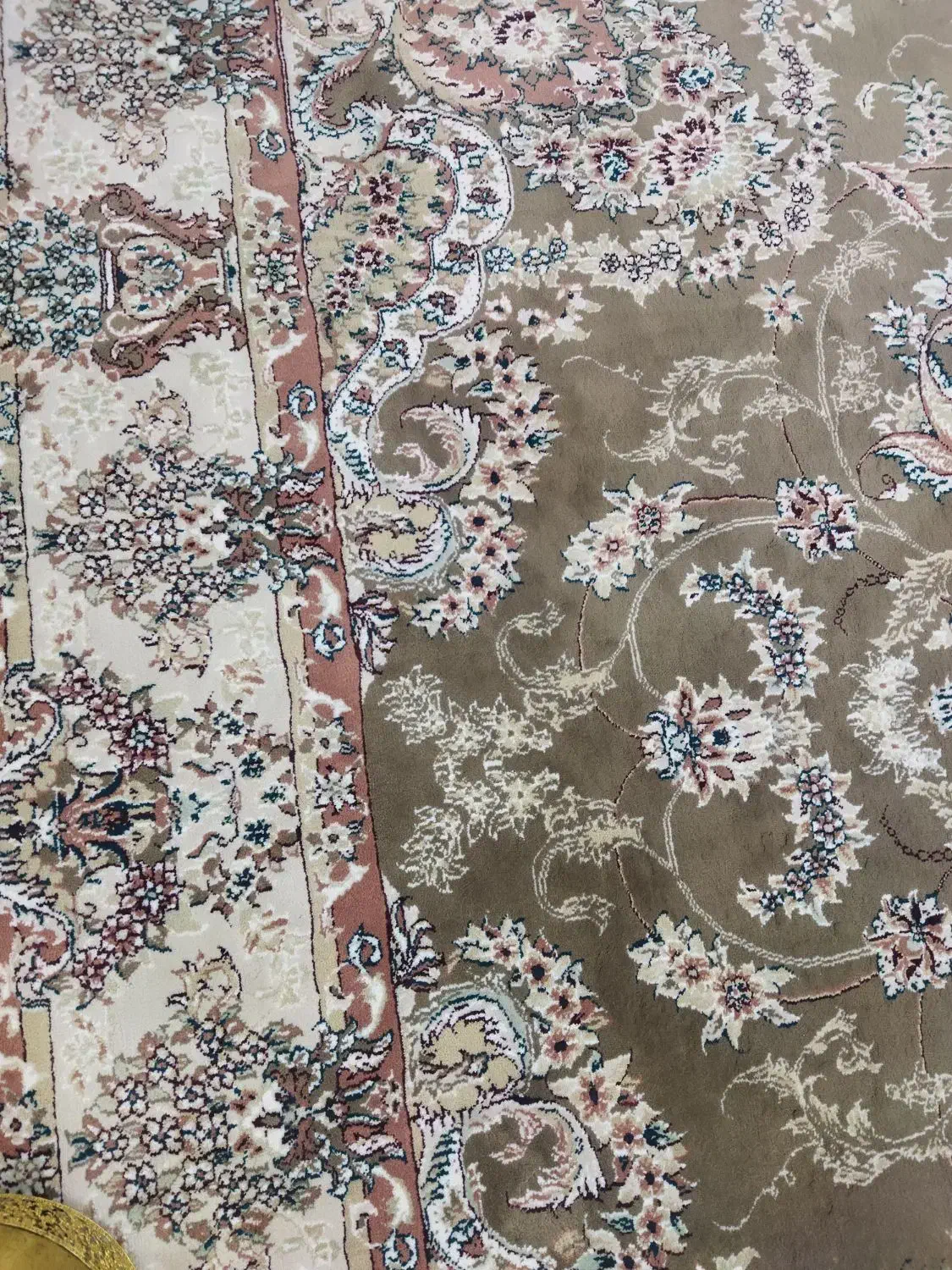 فرش گردویی|فرش|قم, باغ شریفی|دیوار