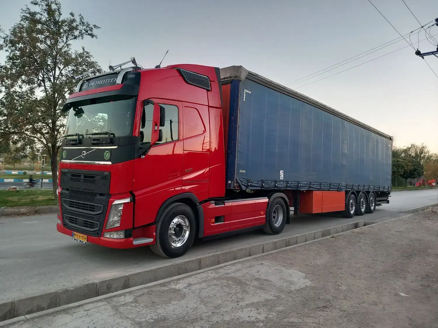 ولوو اف هاش۵۰۰دنده بغل باطری بغل یورو۶|خودرو سنگین|تهران, مختاری|دیوار