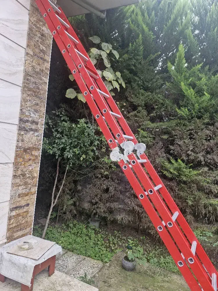 نردبان ۵ متری در حد نو|ابزارآلات|چاف و چمخاله, |دیوار