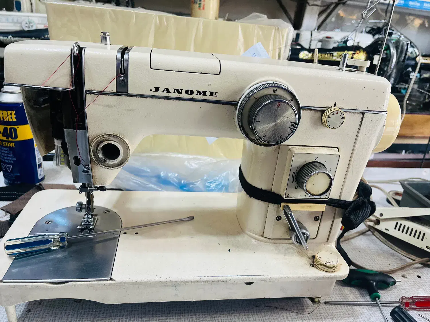 تعمیر و خرید وفروش انواع چرخ خیاطی صنعتی خانگی اتو|چرخ خیاطی و ریسندگی|تهران, امام حسین|دیوار