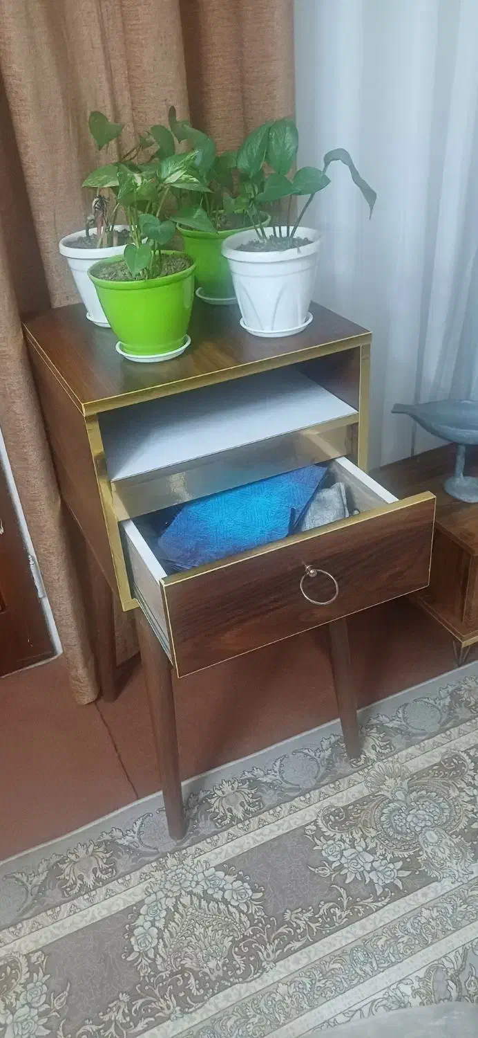 میز تلفن|میز تلفن|اصفهان, مارچین|دیوار