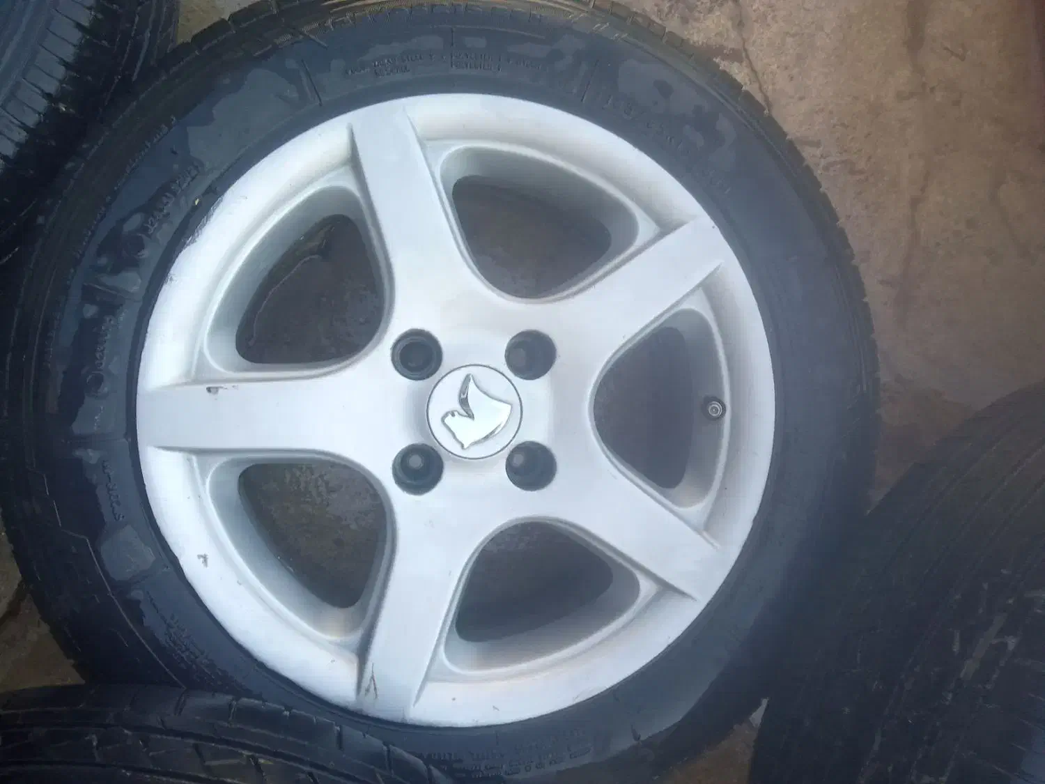 رینگ لاستیک پنج پر|قطعات یدکی و لوازم جانبی|بیستون, |دیوار