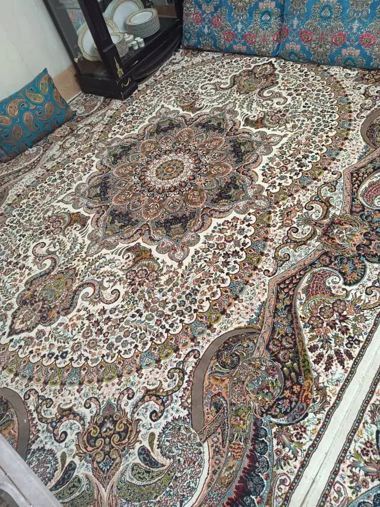 یه جفت قالی 9متری 700شونه|فرش|اصفهان, ارزنان|دیوار