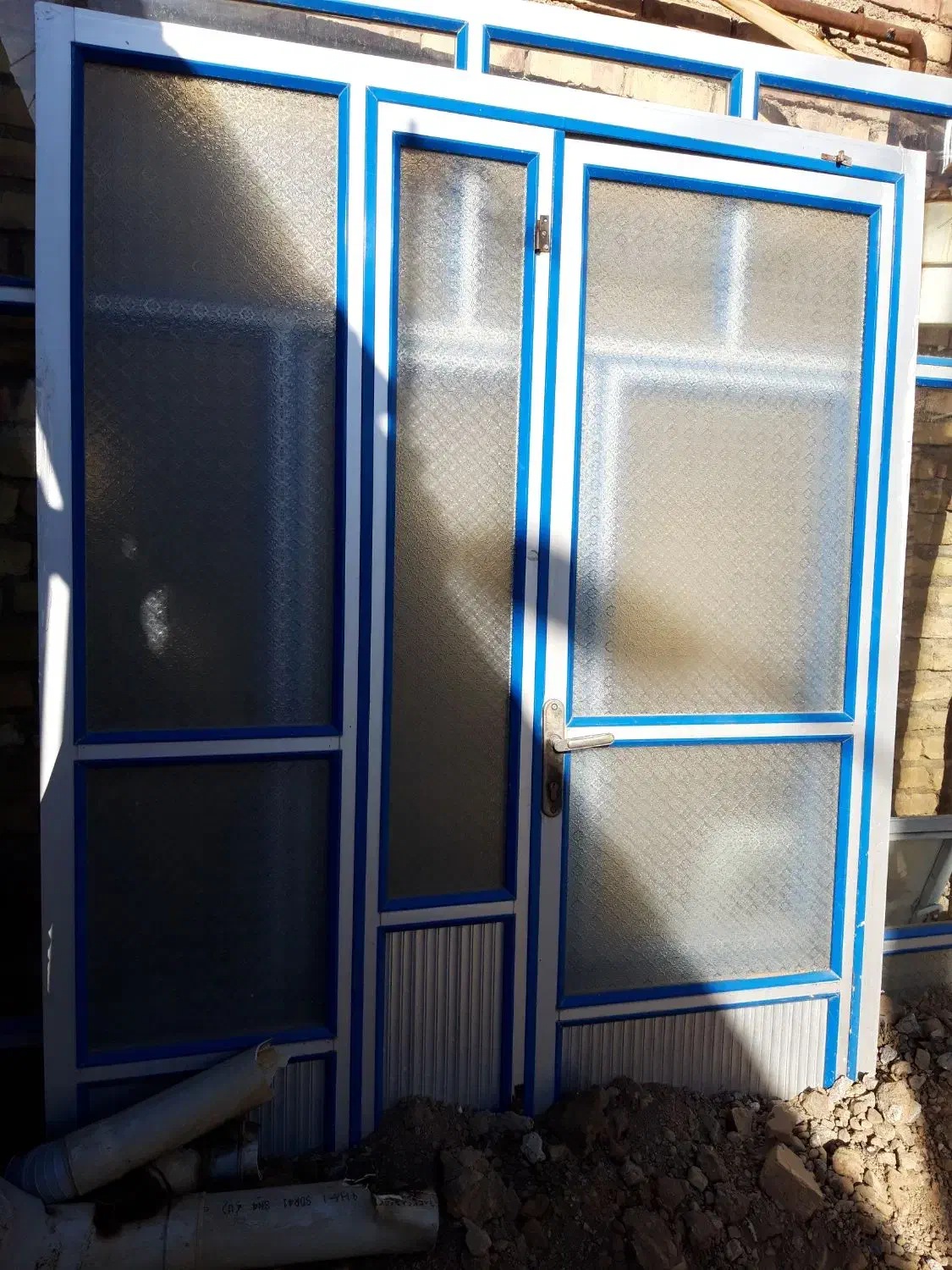دوتا پنجره یک عدد درب ورودی آلومینیوم برای فروش|مصالح و تجهیزات ساختمان|مرند, |دیوار