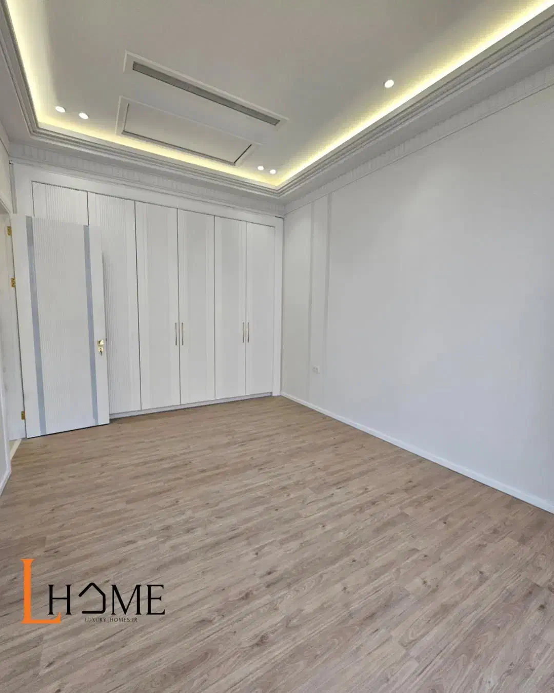 فرشته ۳۱۵متر۳خواب مستر کلید نخورده تراس بزرگ