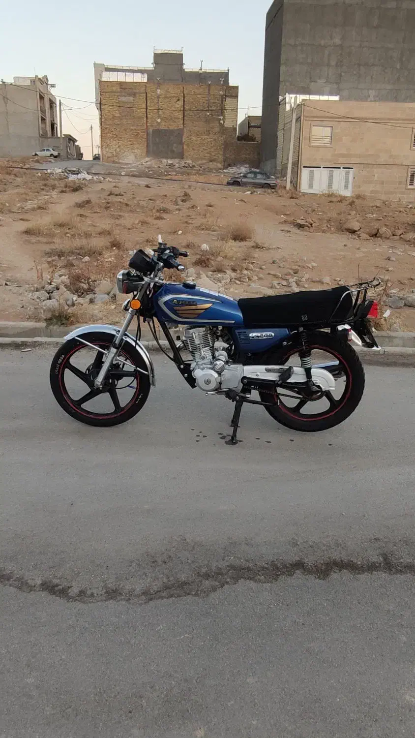 موتور کبیر 200|موتورسیکلت|بروجرد, |دیوار