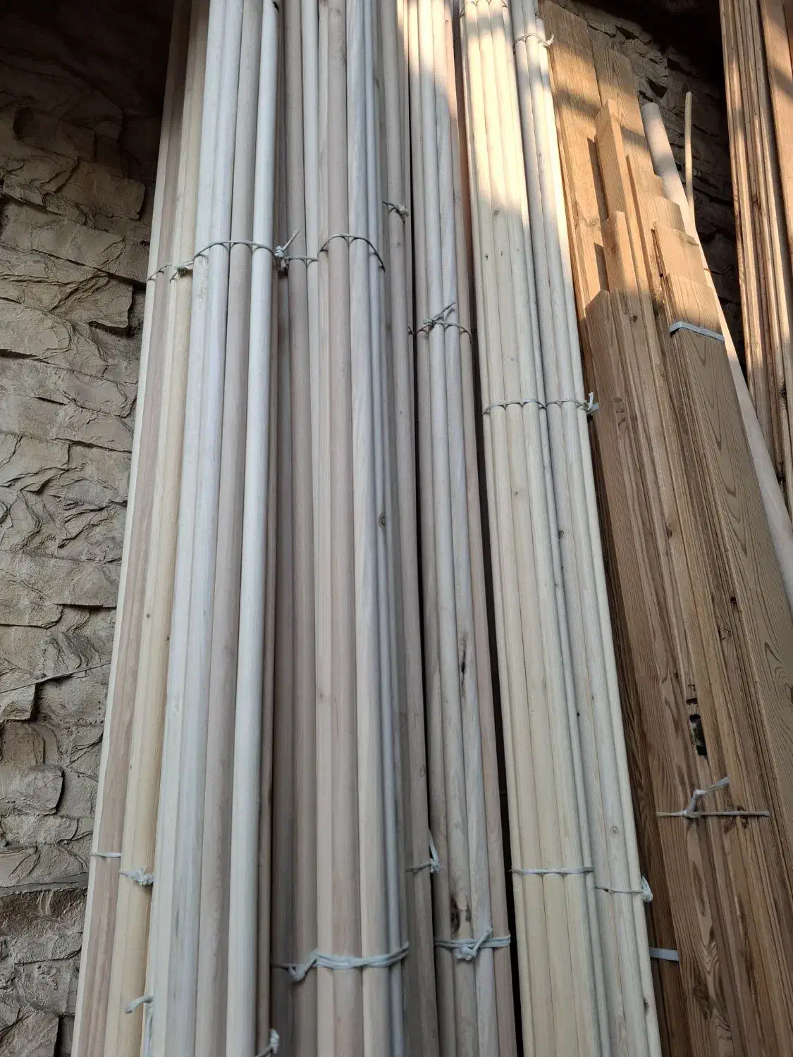 چوب گرد دوبل چوبی چوب پرچم|عمده‌فروشی|تهران, بهارستان|دیوار