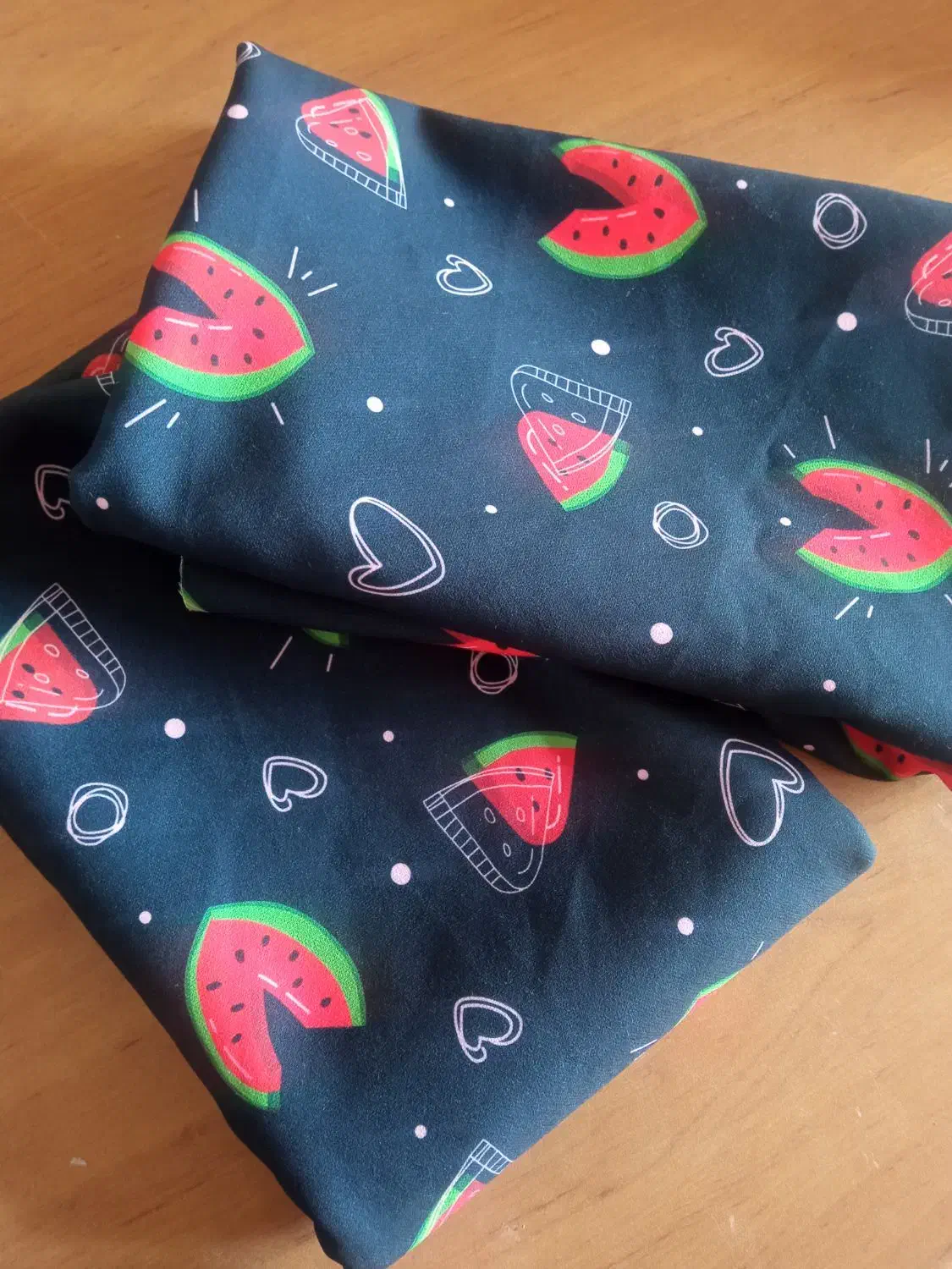 پارچه|لوازم خیاطی و بافتنی|شهرکرد, |دیوار