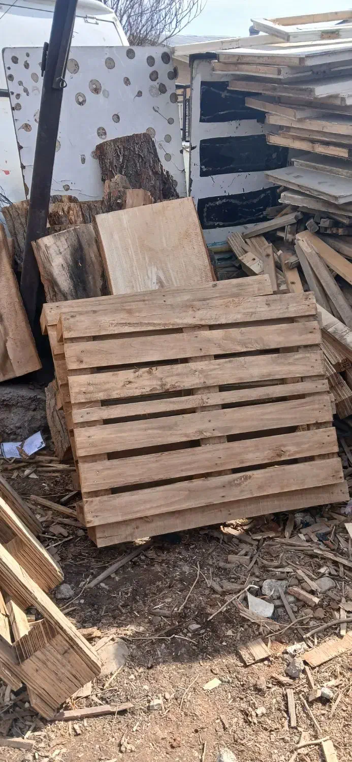 پالت تخت|صنایع دستی و سایر لوازم تزئینی|کرج, کلاک پایین|دیوار