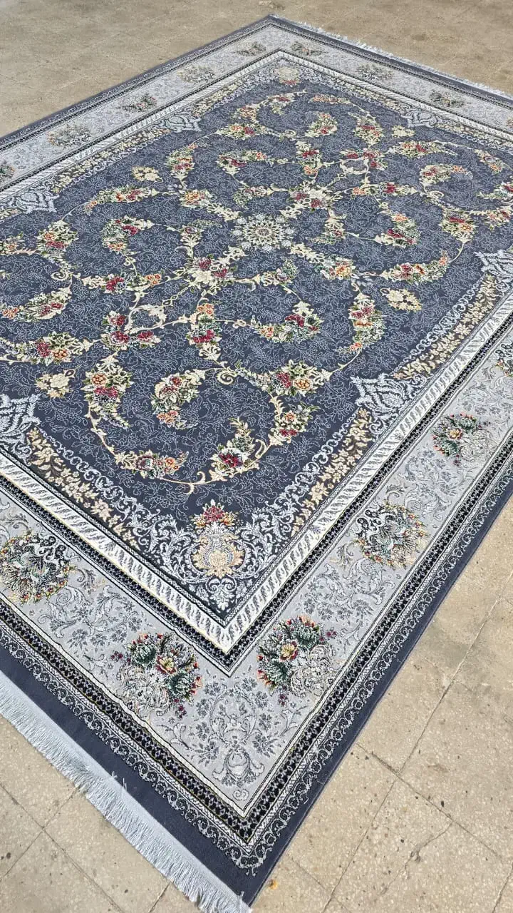 /اینجا همه چیز به نفع شماست/|فرش|بروجن, |دیوار