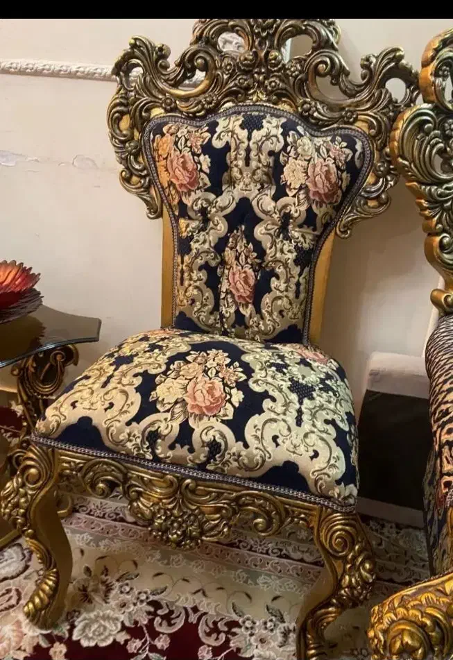 مبل سلطنتی ۹نفره بهمراه میز جلومبلی|مبلمان خانگی و میز عسلی|رفسنجان, |دیوار