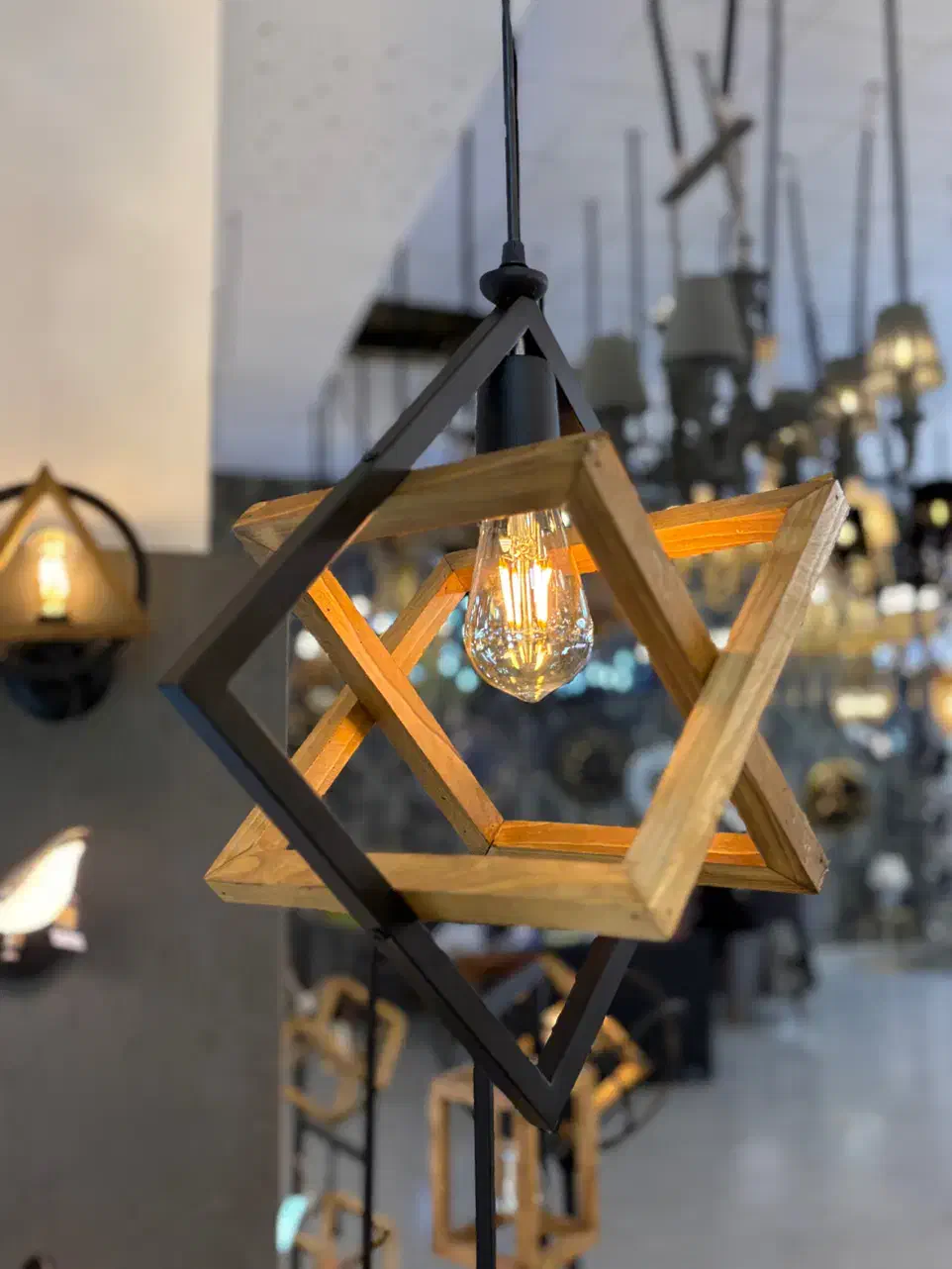 لوستر فلز چوبی|لوستر و چراغ آویز|قیامدشت - خاورشهر, |دیوار