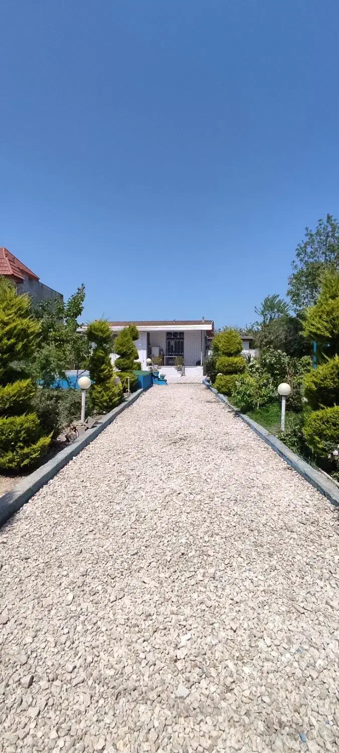 خانه باغ با تمام امکانات سر خیابان اصلی|فروش خانه و ویلا|آکند, |دیوار