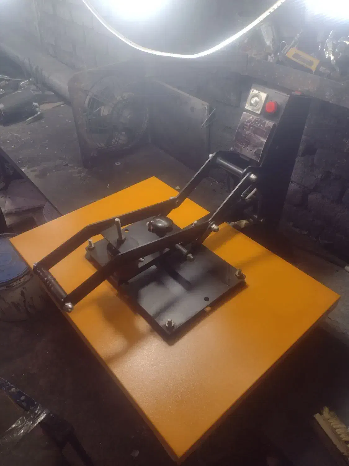 اتو. اطو.  پرسی مگنتی|ماشینآلات صنعتی|بهارستان, |دیوار