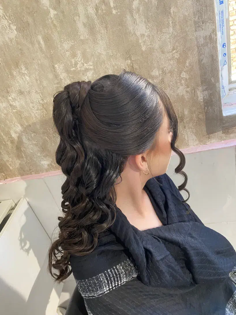 کاشت ناخن و اکستنشن مژه|خدمات آرایشگری و زیبایی|زنجان, |دیوار