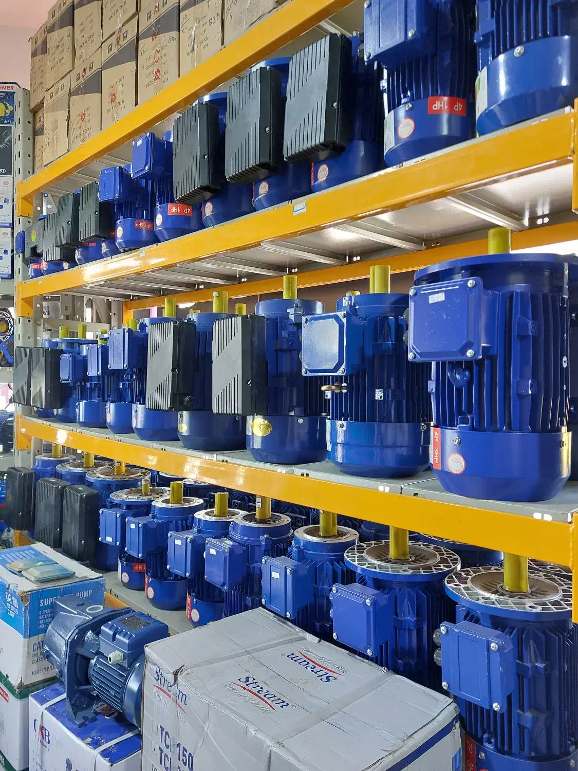 الکتروموتور، پمپ آب، کفکش، گیربکس صنعتی|ماشین‌آلات صنعتی|مشهد, کوشش|دیوار