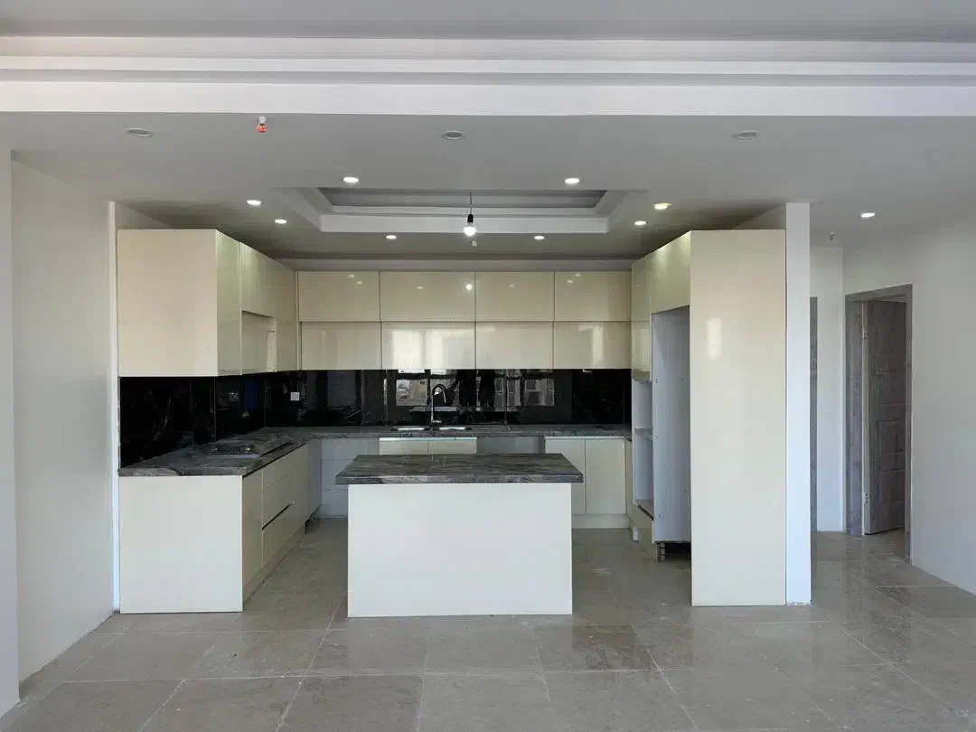 ۱۲۰متر ۲خواب مستر کلید نخورده