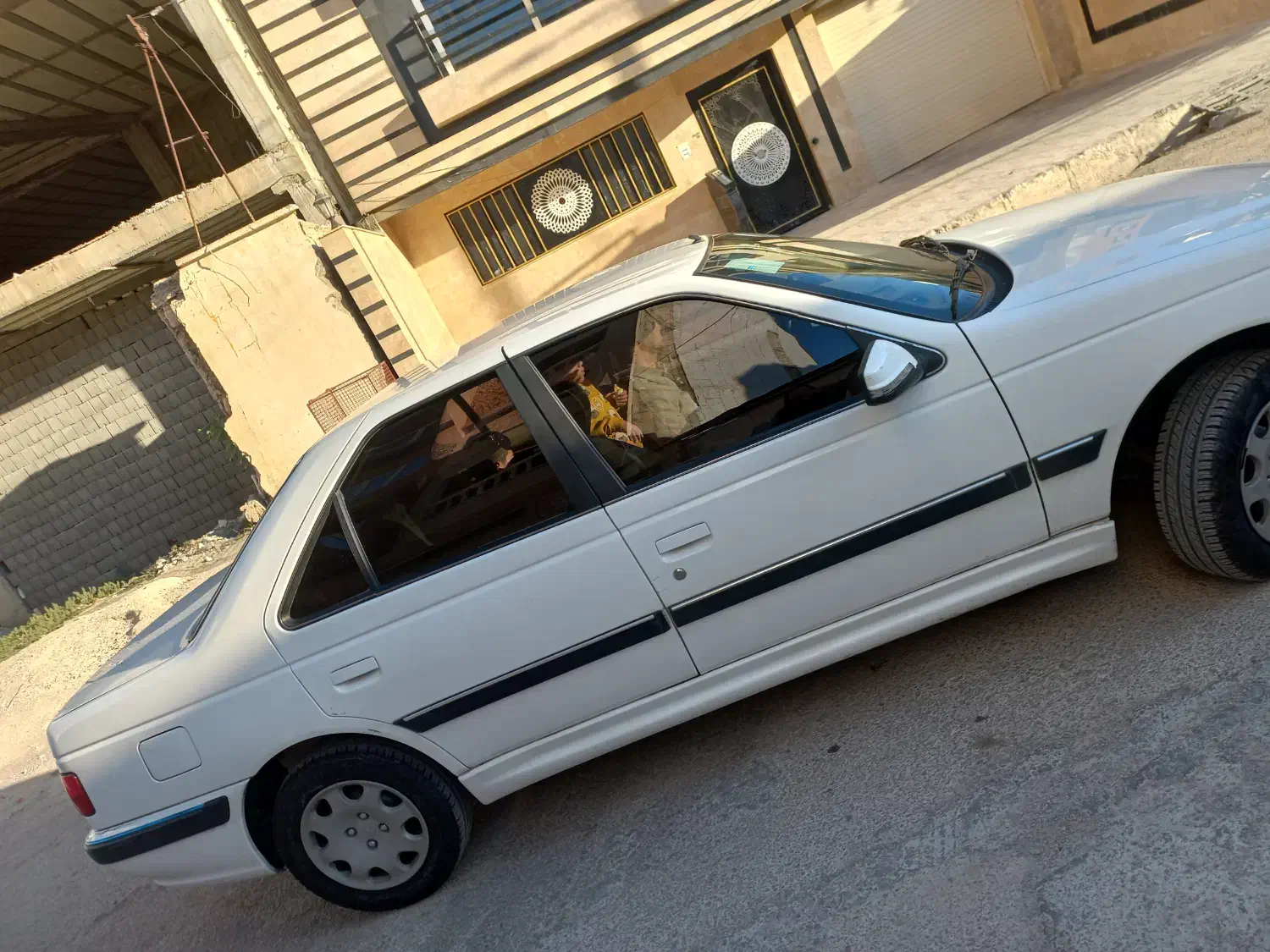 فروش پژو پارس مدل۱۴۰۰ تمیز و بدون رنگ|خودرو سواری و وانت|یاسوج, |دیوار