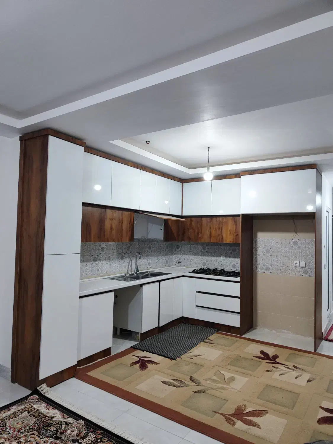 واحد دو خوابه مبله شبانه|اجارهٔ کوتاهمدت آپارتمان و سوئیت|قشم, |دیوار