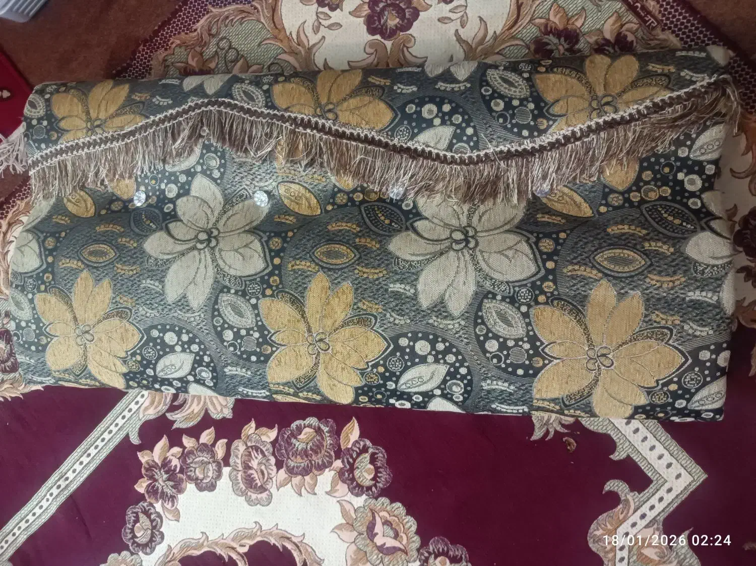 پشتی|پشتی|نهاوند, |دیوار