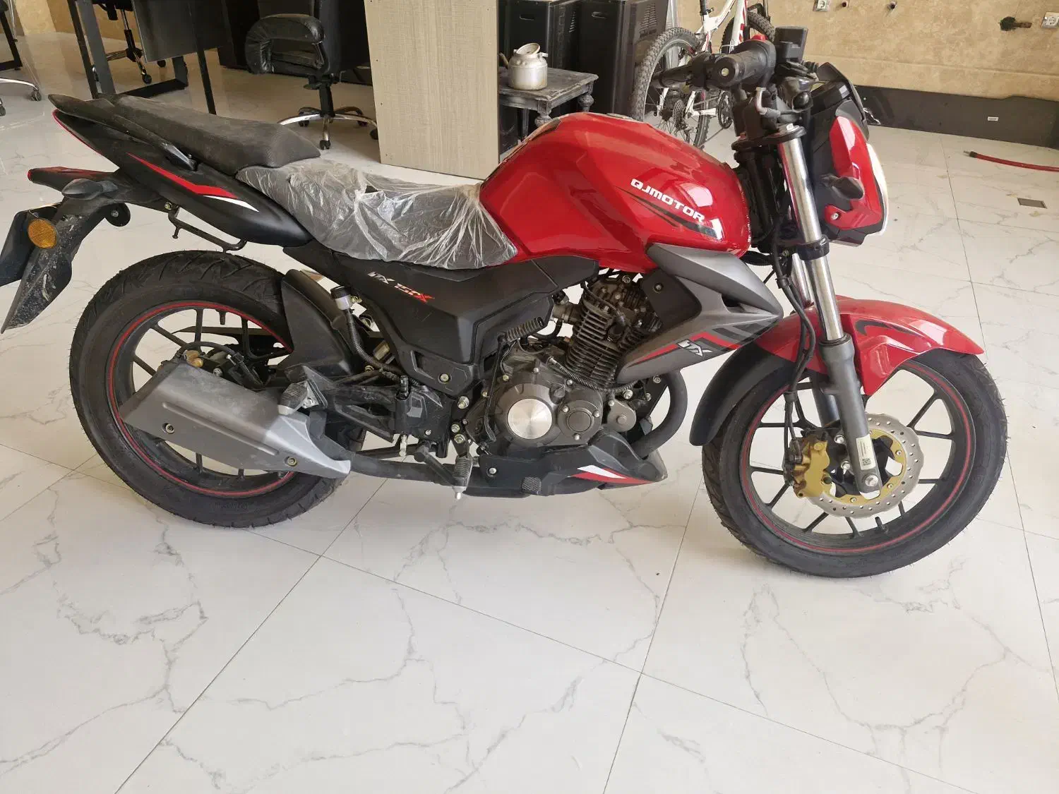 موتور بنلی ( کیوجی )صفر کیلومتر|موتورسیکلت|ماهدشت, |دیوار