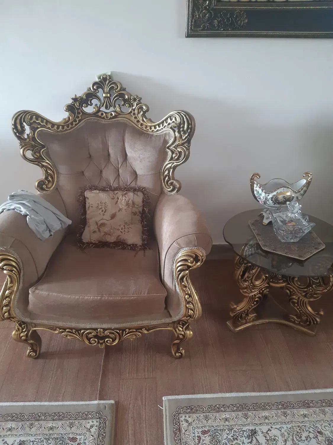 فروش یکدست مبل ۹ نفره|مبلمان خانگی و میز عسلی|آمل, |دیوار