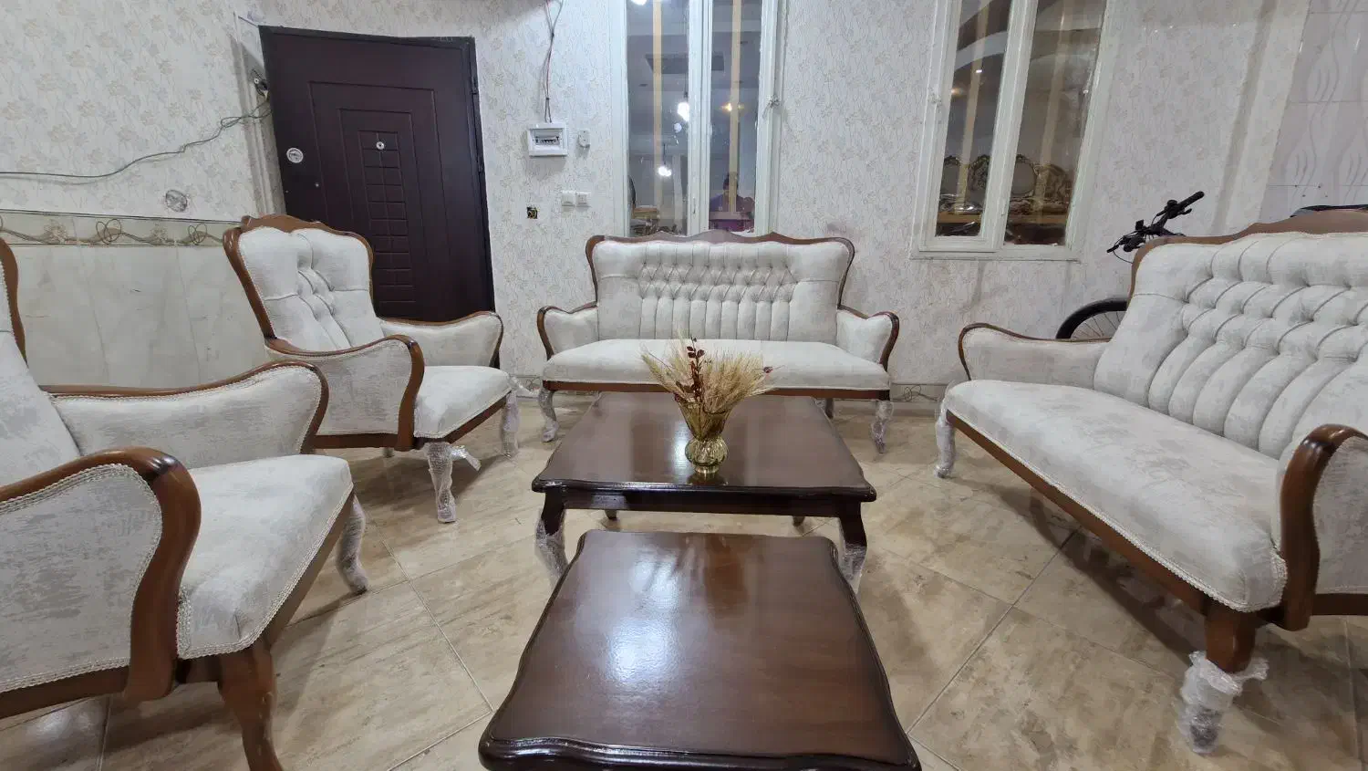 ۲۰ دست مبلمان های راحتی درجه یک|مبلمان خانگی و میز عسلی|کرمانشاه, |دیوار