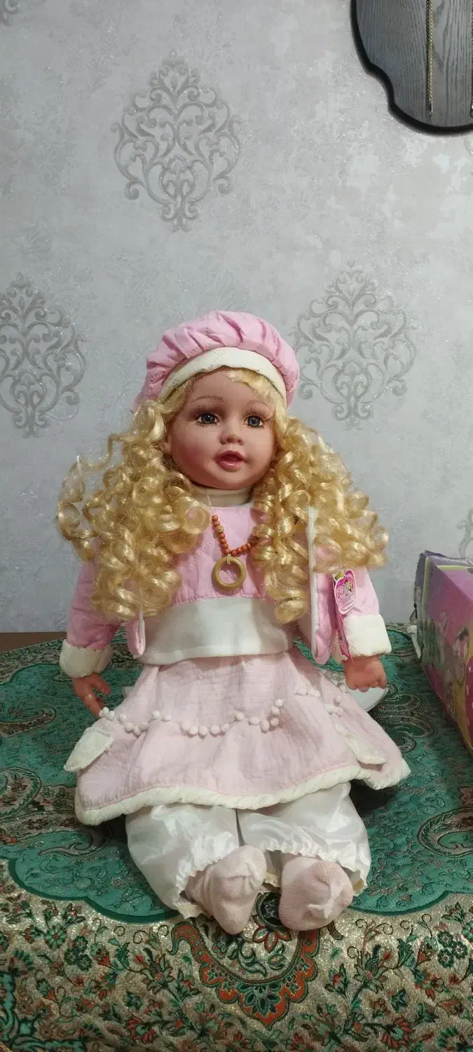 عروسک|اسباب‌بازی بچه|تبریز, |دیوار