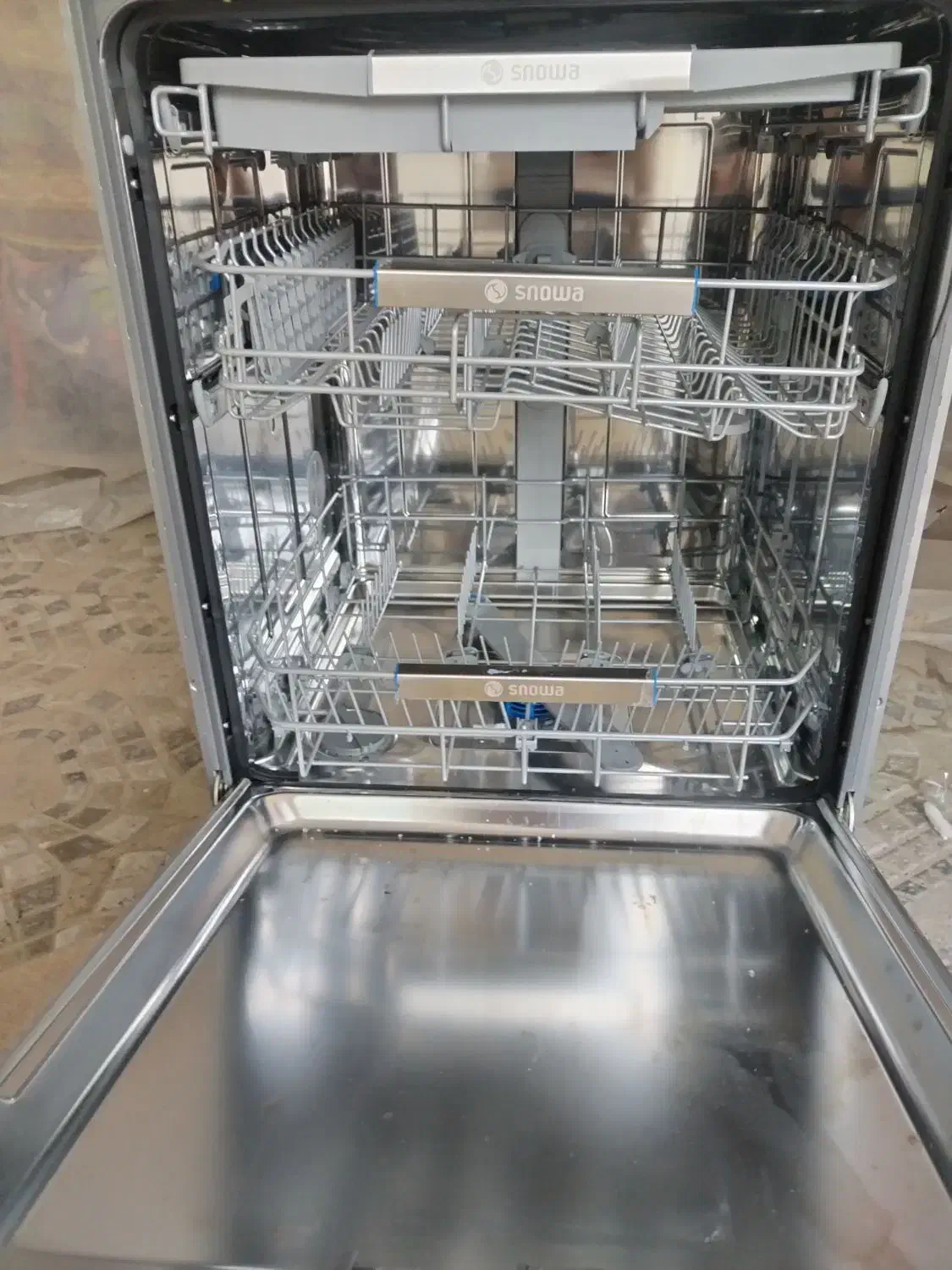 ماشین ظرف شویی 14 نفره اسنوا|ماشین ظرفشویی|دوگنبدان, |دیوار
