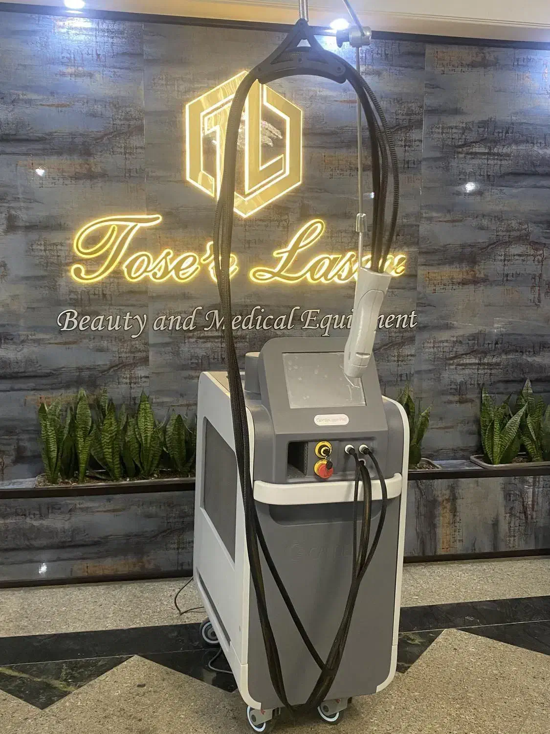 دستگاه آماده تحویل کندلا|آرایشی، بهداشتی، درمانی|یزد, |دیوار