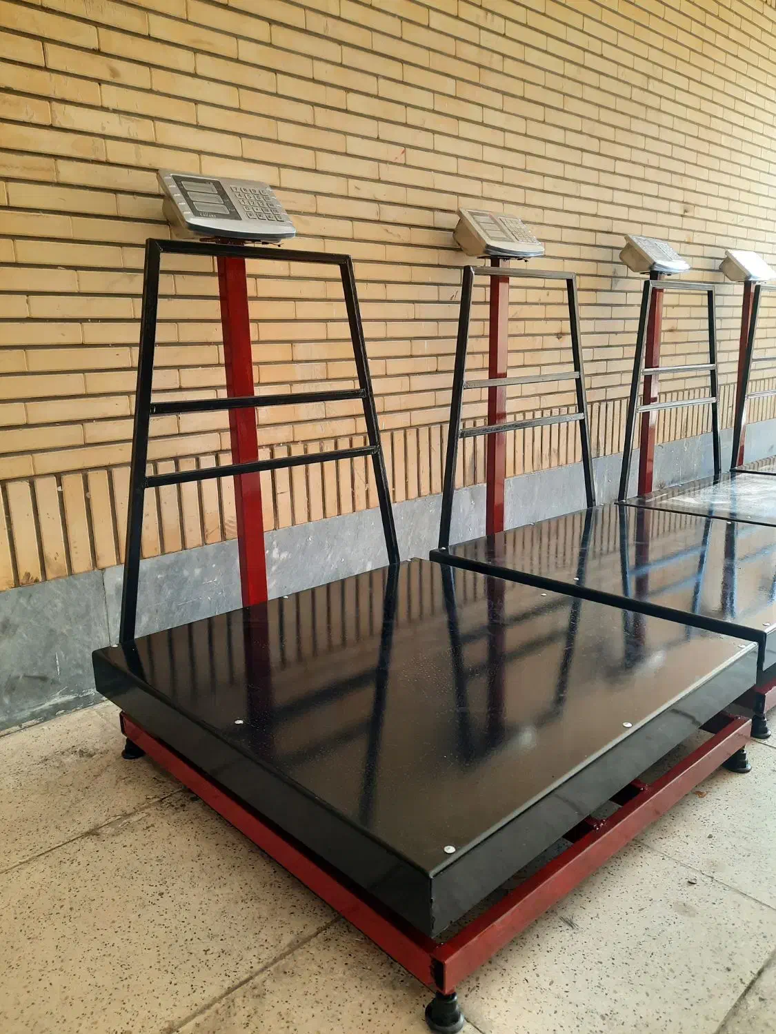 ترازو باسکول ثابت ۸۰۰ کیلو بدون چرخ (۸۰×۸۰ سانت)|فروشگاه و مغازه|اصفهان, عسگریه|دیوار