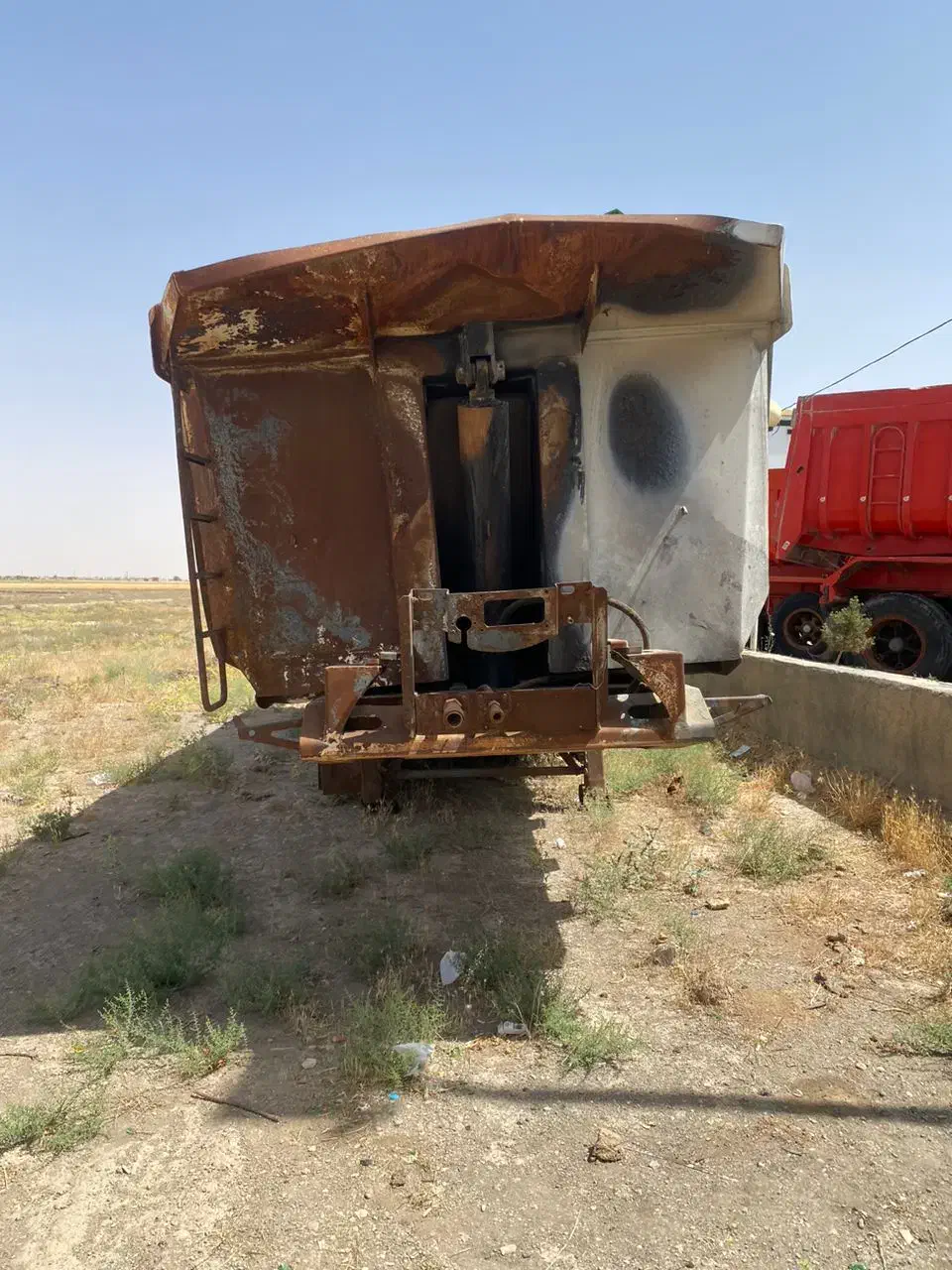 کمپرس نصفش سوخته جک سالم نصف کمپرسی سالم|خودرو سنگین|فامنین, |دیوار