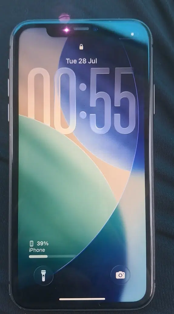 iphone 11 normal|موبایل|سلماس, |دیوار