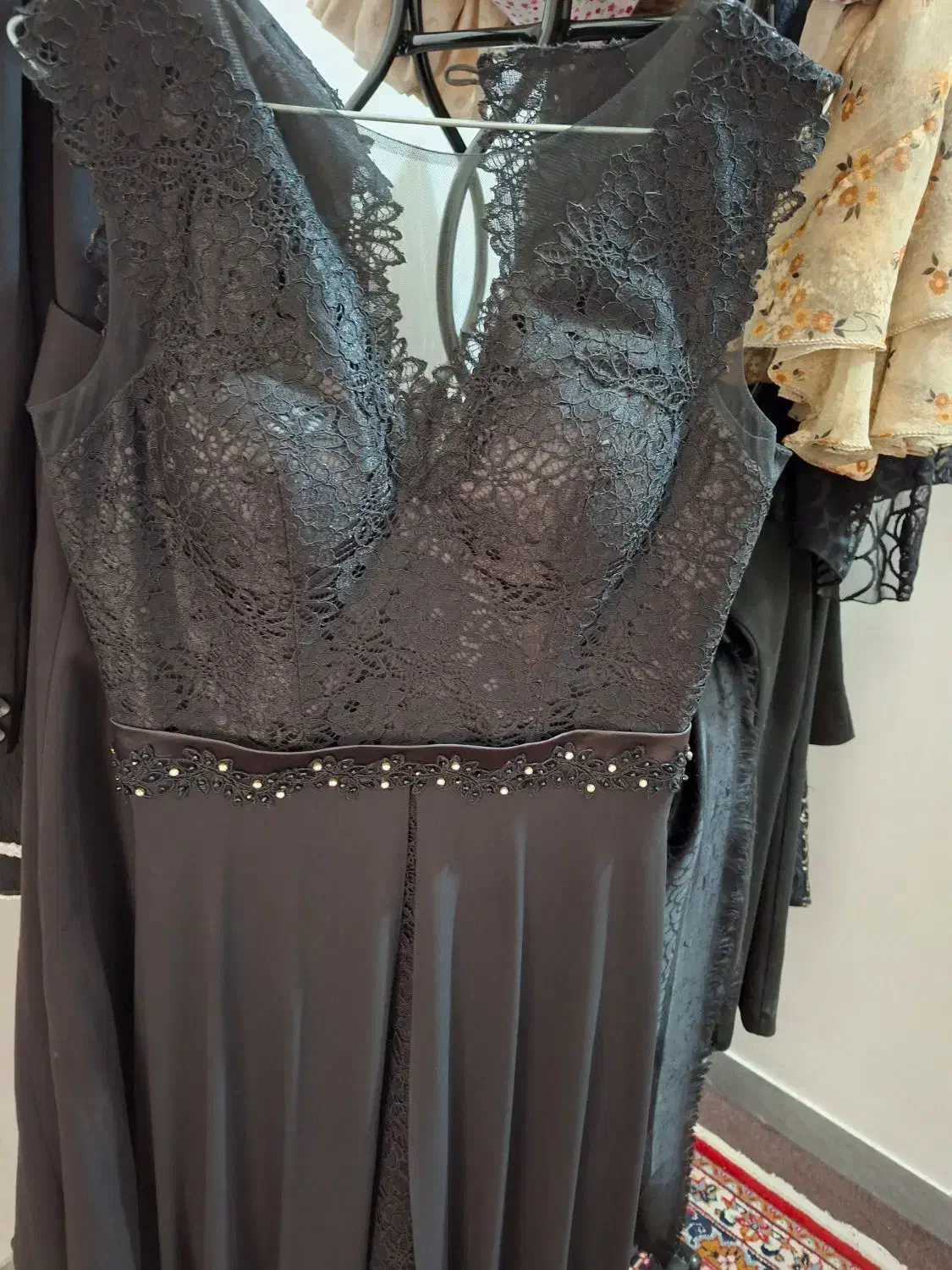 لباس مجلسی|لباس|جیرفت, |دیوار