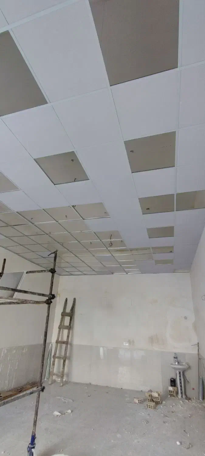 نصاب سقف کاذب۶۰×۶۰دیوارپوش ترمو ماربل قرنیز|خدمات پیشه و مهارت|کرج, گوهردشت|دیوار