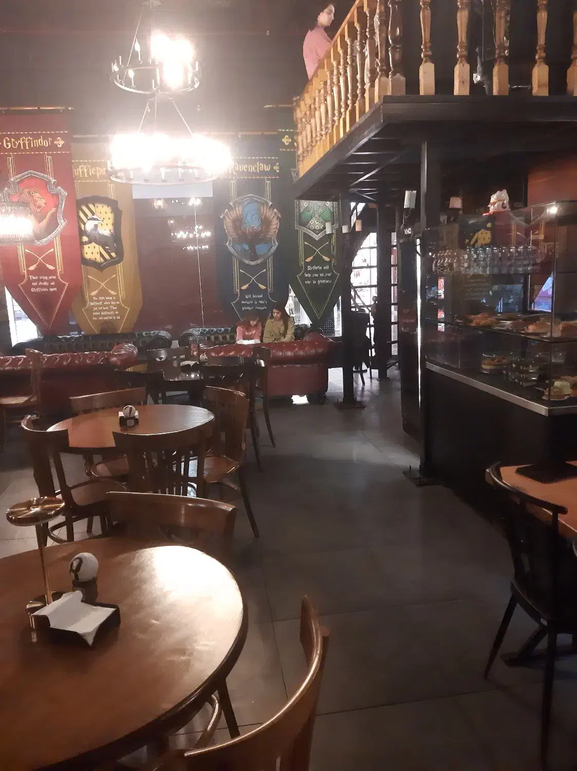 کارگر ساده|استخدام سرایداری و نظافت|تهران, پونک|دیوار